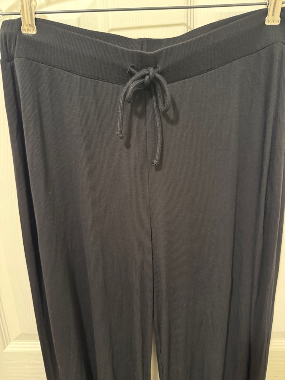 MOVES GOOD Black L/XL Julia Pants. - Picture 6 of 13